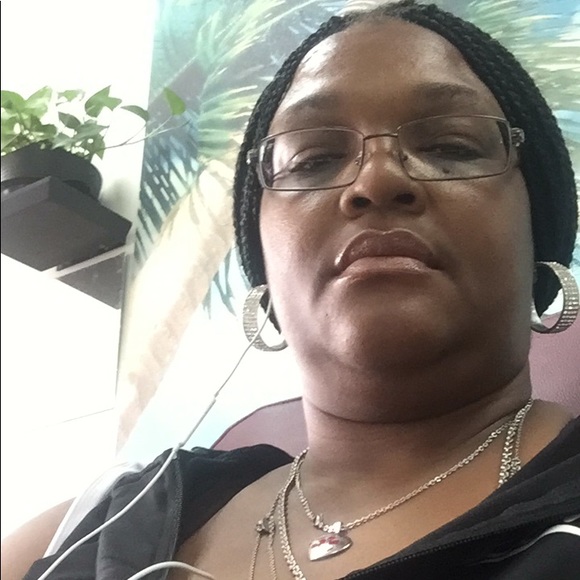 Meet your Posher, Chkenna - Picture 1 of 1